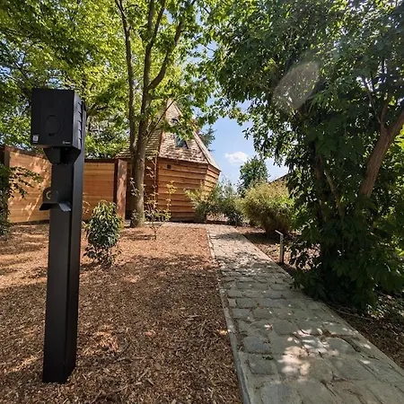 La Pomme De Pin Cornesse Apartment